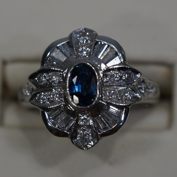 14KW Gold Genuine Sapphire & Diamond Ring - Picture 4 of 7